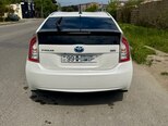 Toyota Prius-2