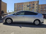 Toyota Prius-4