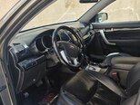 Kia Sorento-8