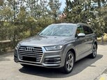 Audi Q7-3