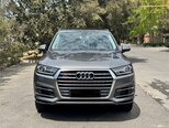 Audi Q7-1