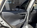 Toyota RAV4-16