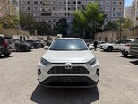 Toyota RAV4-4