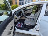 Hyundai Elantra-11