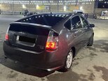 Toyota Prius-4