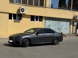 Mercedes E 300 4MATIC-4