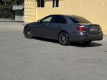Mercedes E 300 4MATIC-8