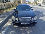 Mercedes E 220-1