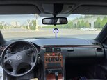 Mercedes E 200-7