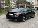 Hyundai Sonata-8