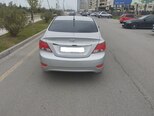 Hyundai Accent-2