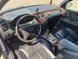 Mercedes E 240-3