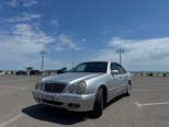 Mercedes E 240-4