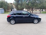 Nissan Tiida-7