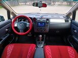 Nissan Tiida-12