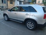 Kia Sorento-8