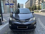 Toyota RAV4-10