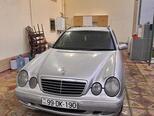 Mercedes E 220-1