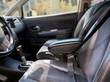 Nissan Tiida-12