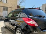 Nissan Tiida-14