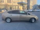 Toyota Prius-12