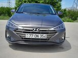 Hyundai Elantra-1