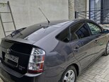 Toyota Prius-2