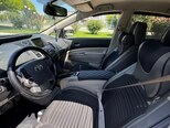 Toyota Prius-8