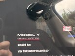 Tesla Model Y-12