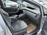 Toyota Prius-12
