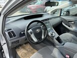 Toyota Prius-9