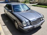 Mercedes E 240-2