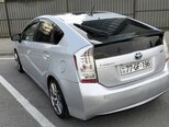 Toyota Prius-5