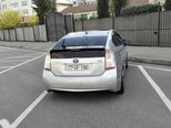 Toyota Prius-6