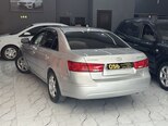 Hyundai Sonata-6