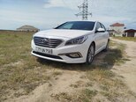 Hyundai Sonata-1