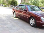 Mercedes E 220-4