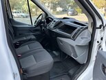 Ford Transit-12