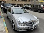 Mercedes E 220-1