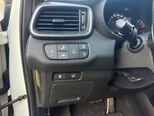 Kia Sorento-16