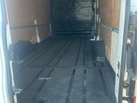 Ford Transit-12