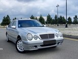 Mercedes E 240-1