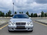 Mercedes E 240-3