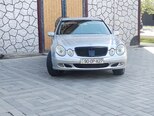Mercedes E 220-1