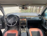 Mercedes E 240-2