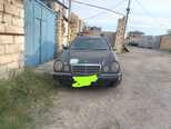 Mercedes E 240-3