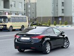 Hyundai Elantra-9