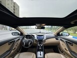 Hyundai Elantra-3