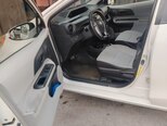 Toyota Prius C-8