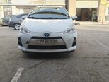 Toyota Prius C-1